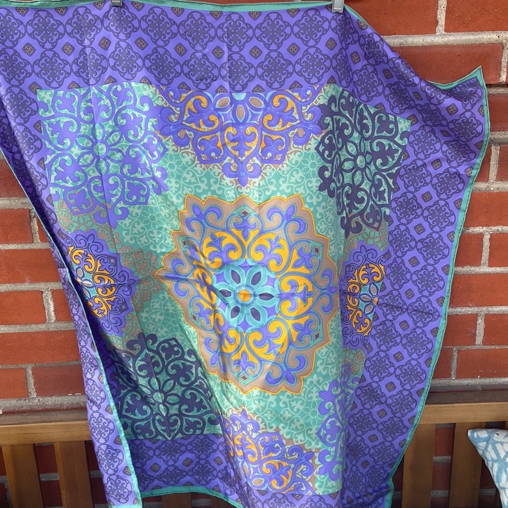 100% silk scarf - women’s - Picture 5 of 6